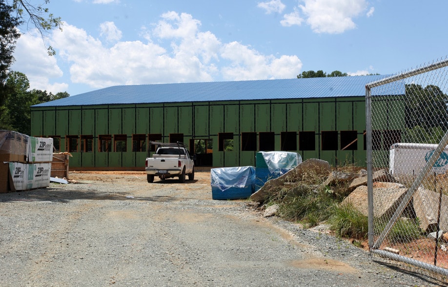 More Photos Of 2003 Willow Spring Ln, Burlington Warehouse For Sale