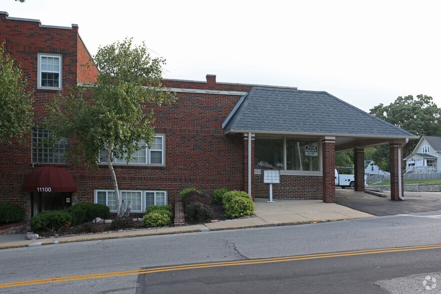 More Photos Of 100-106 S Sterling Ave, Sugar Creek Unknown For Lease