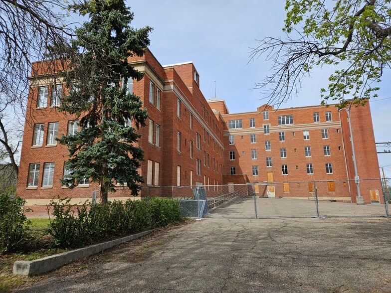 More Photos Of 1109 6th Ave N, Great Falls Assisted Living For Sale