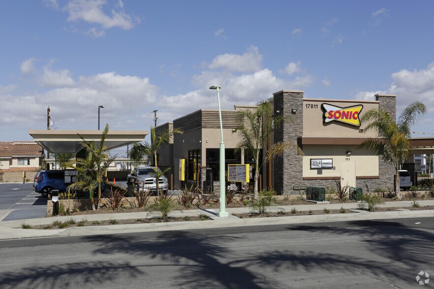 More Photos Of 17811 Beach Blvd, Huntington Beach Fast Food For Lease