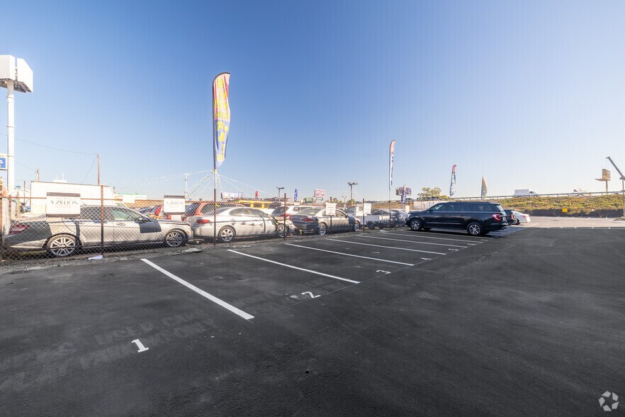 More Photos Of 24404 S Vermont Ave, Harbor City Unknown For Lease