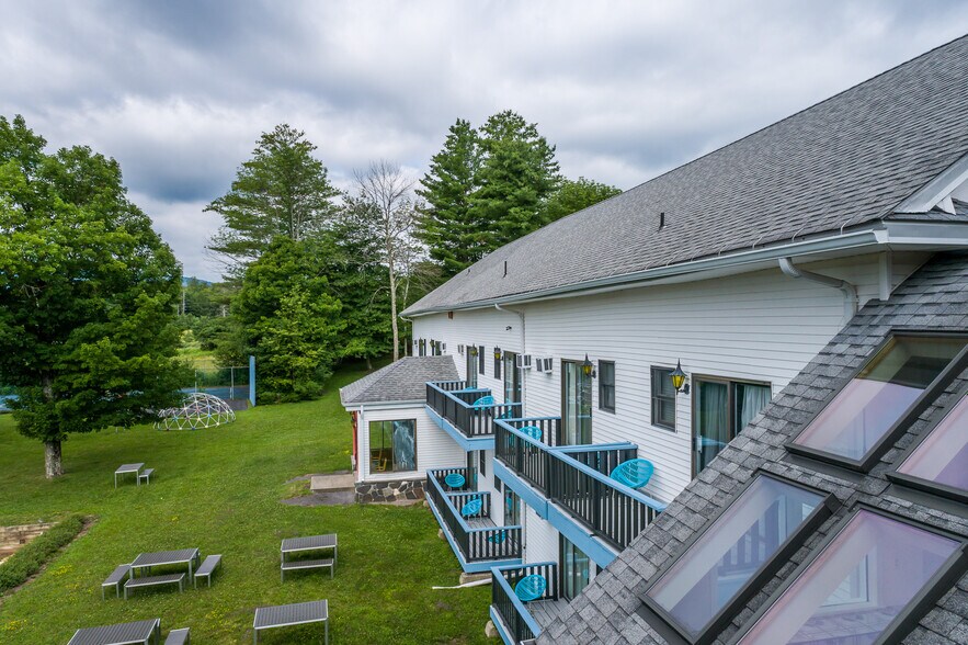More Photos Of 6302 Main St, Tannersville Hotel For Sale