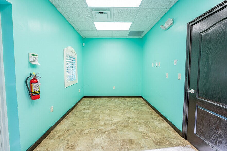 More Photos Of 8550 NE 138th Ln, The Villages Medical For Sale