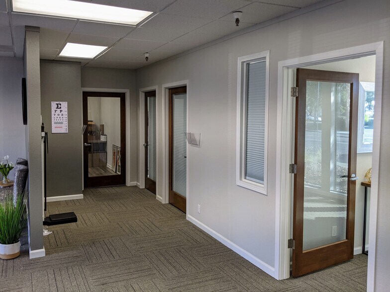 More Photos Of 1100 Lincoln Ave, Napa Medical For Lease