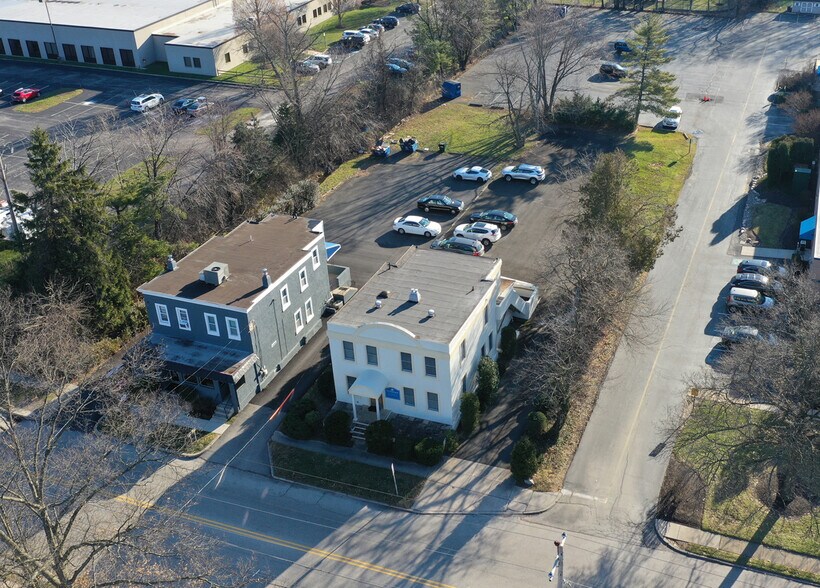 More Photos Of 465 Commerce Dr, Fort Washington Office For Sale