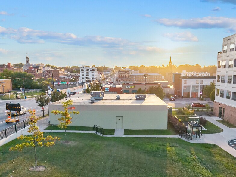 More Photos Of 91 E 1st St, Oswego Office For Sale