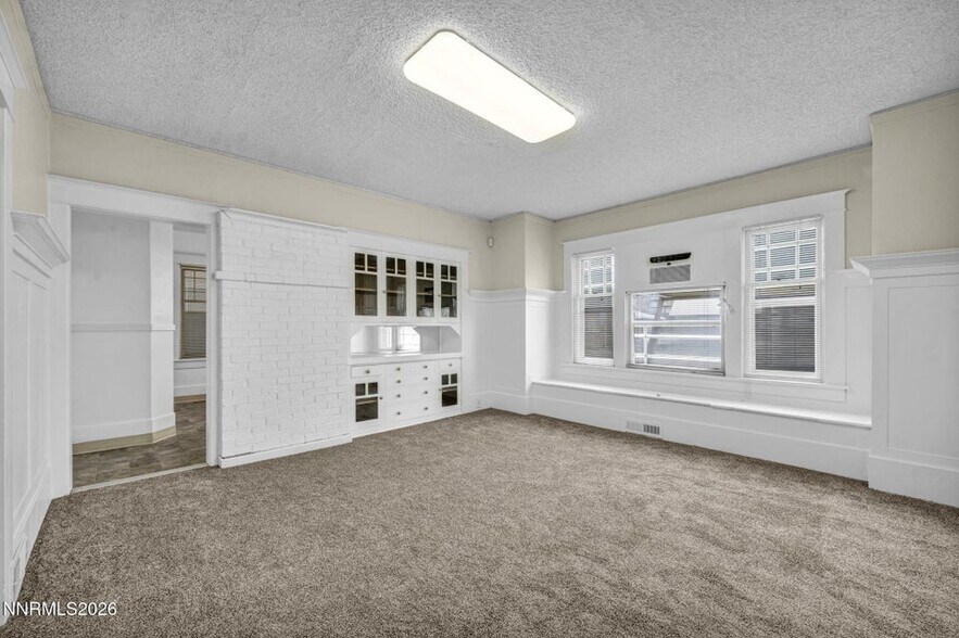 More Photos Of 918 W 2nd St, Reno Office Residential For Sale