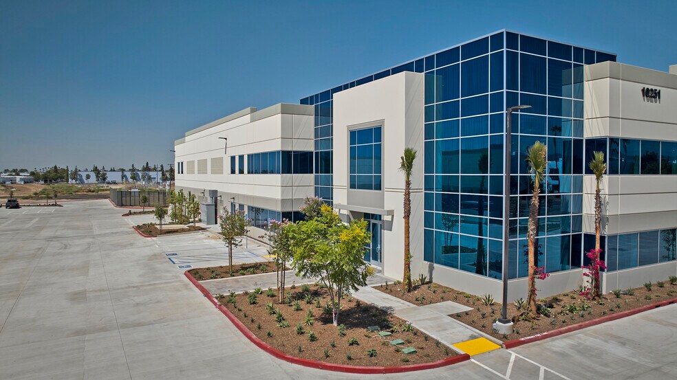 More Photos Of 12551 Telegraph Rd, Santa Fe Springs Unknown For Lease