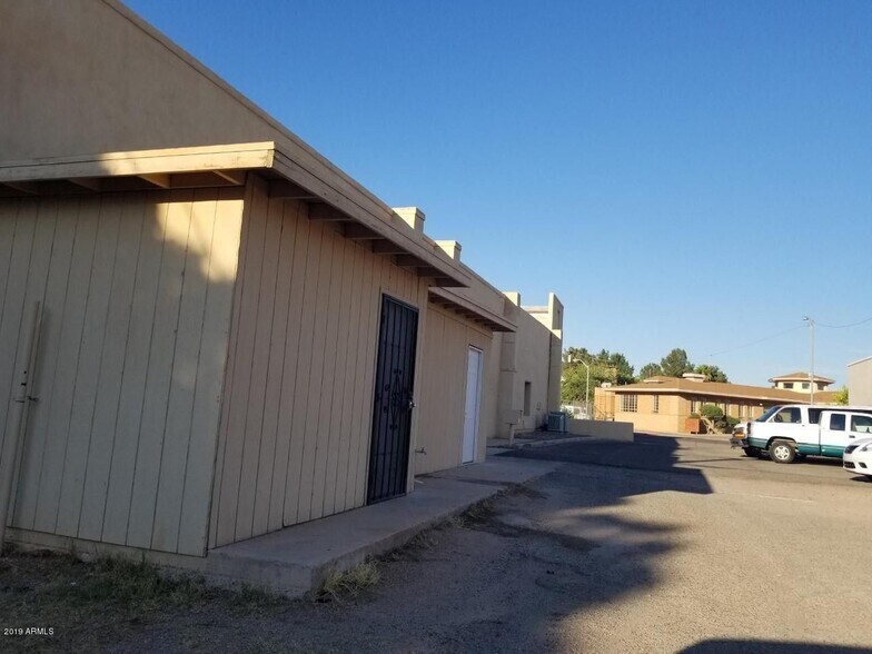 More Photos Of 936 N F Ave, Douglas Storefront Retail Office For Sale