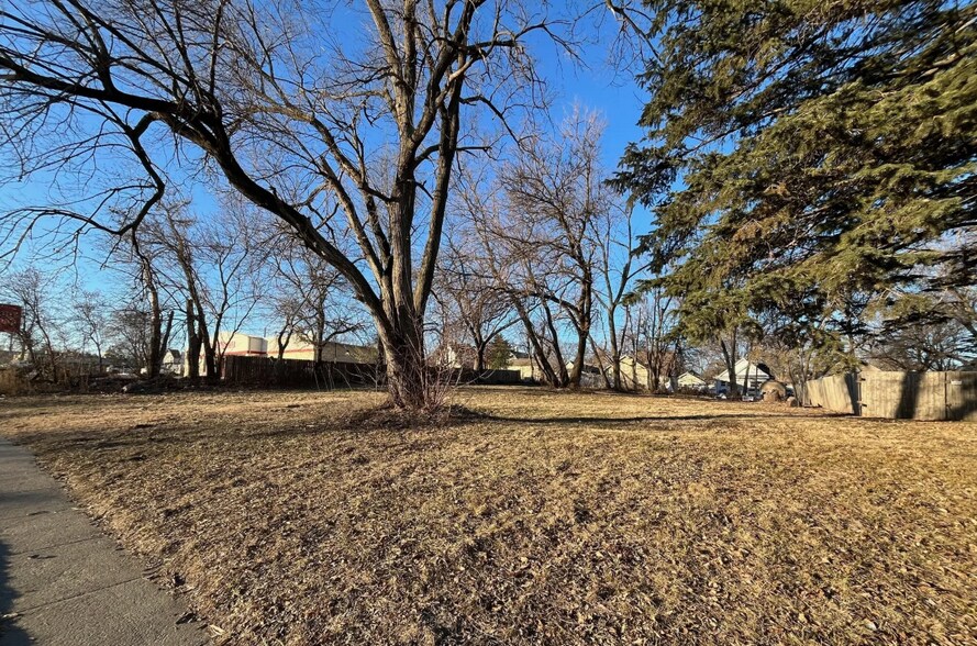 Primary Photo Of 1316-1318 East 14th Street, Des Moines Land For Sale