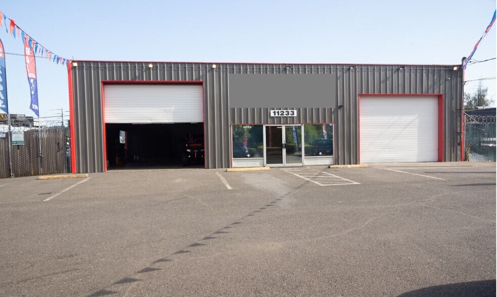 Primary Photo Of 11233 SE Foster Rd, Portland Industrial For Lease