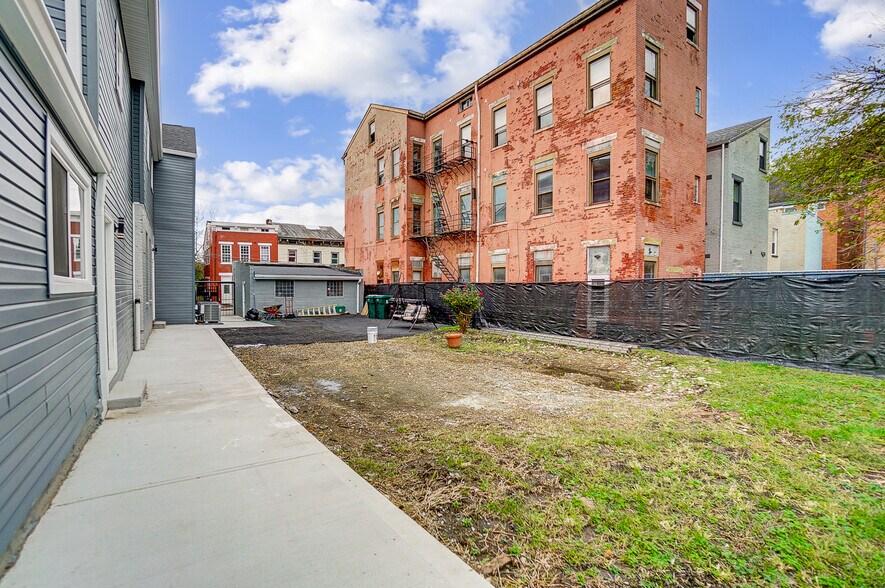 More Photos Of 2124 Saint Michael St, Cincinnati Apartments For Sale