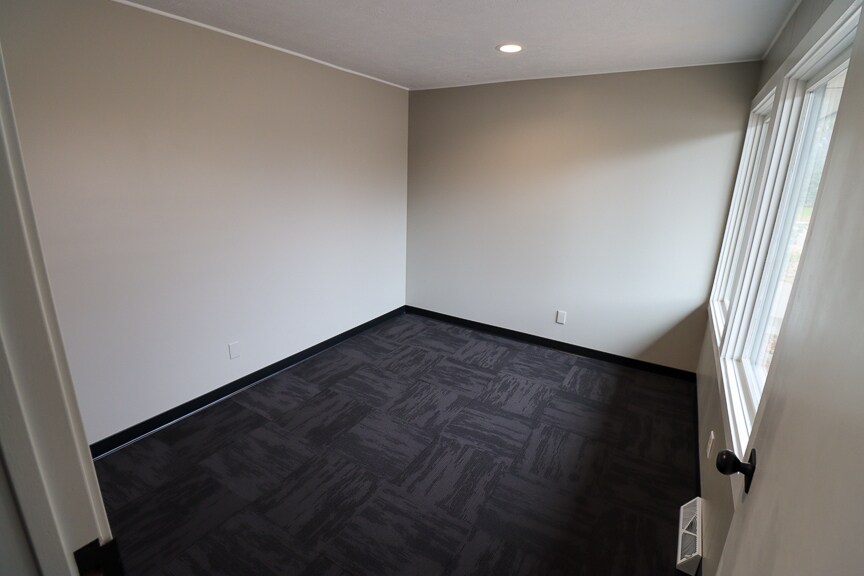 More Photos Of 230 E 22nd St, Fremont Medical For Lease