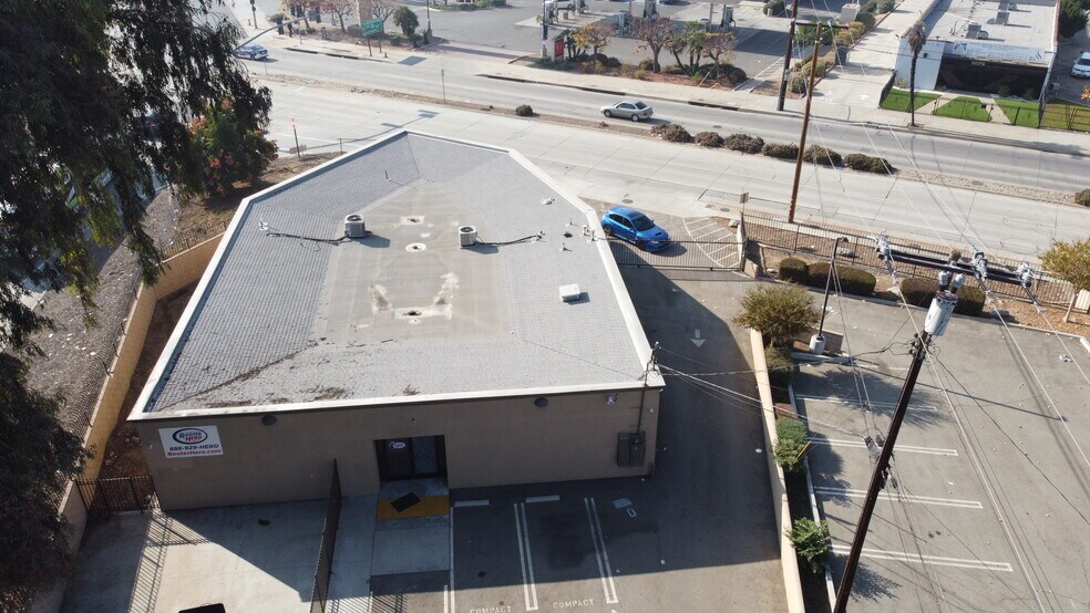 More Photos Of 2040 N Towne Ave, Pomona Office For Sale