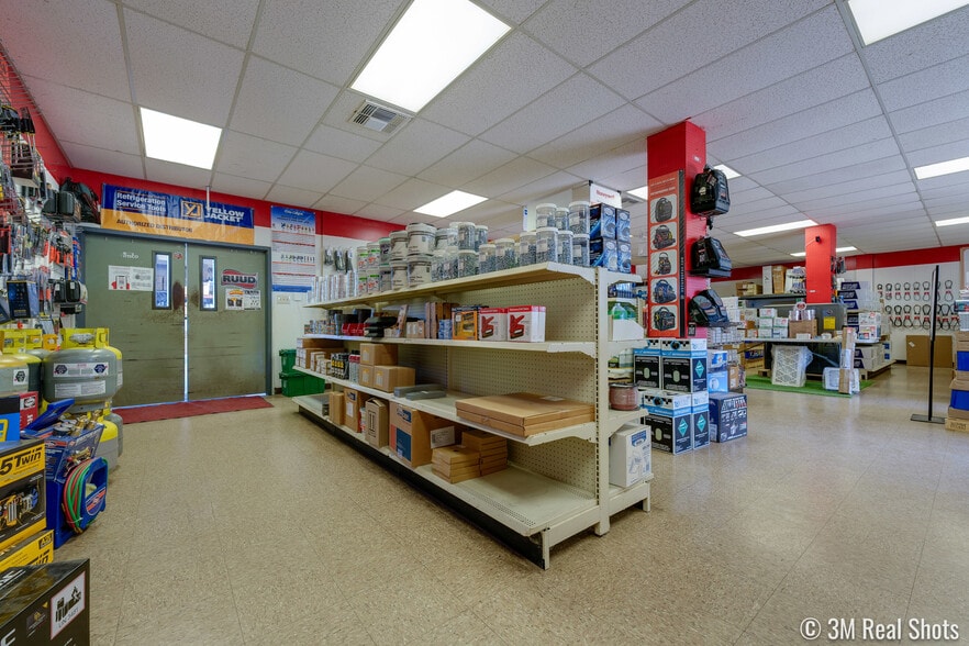 More Photos Of 914 Arroyo St, San Angelo Warehouse For Sale