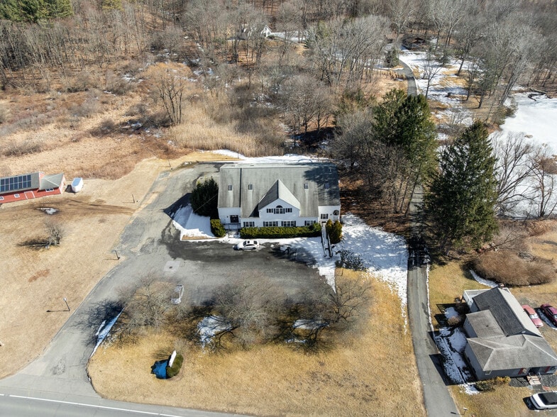 More Photos Of 128 Litchfield Rd, New Milford Medical For Sale