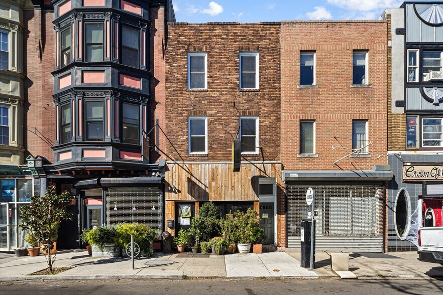 Primary Photo Of 522 S 5th St, Philadelphia Storefront Retail Residential For Sale