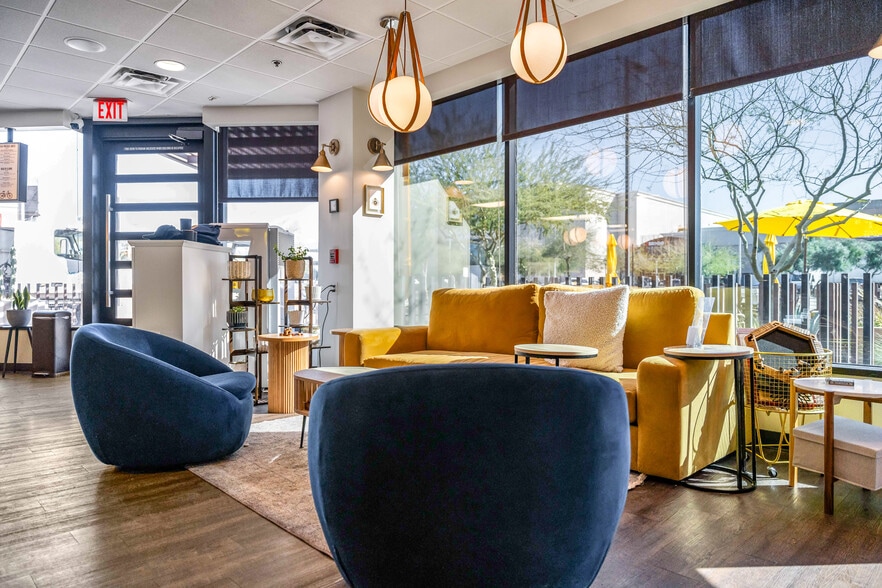 More Photos Of 2398 E Camelback Rd, Phoenix Unknown For Lease