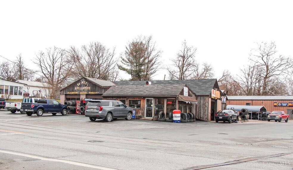 More Photos Of 202 N High St, Mount Orab Auto Repair For Sale