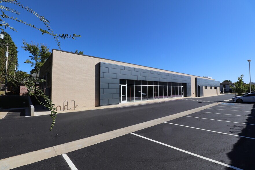 More Photos Of 3311 E 46th St, Tulsa Medical For Lease