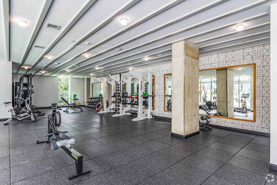 More Photos Of 4400 Calvert Rd, College Park Apartments For Lease