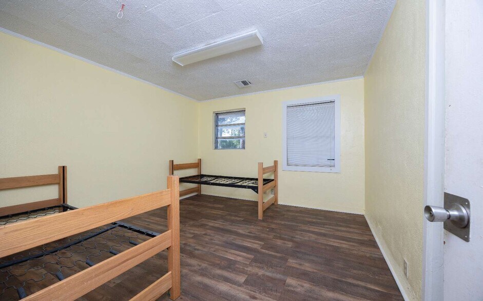 More Photos Of 7601 133rd Rd, Live Oak Assisted Living For Sale