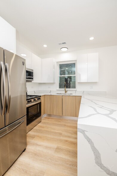 More Photos Of 1245 S Fairfield Ave, Chicago Apartments For Sale