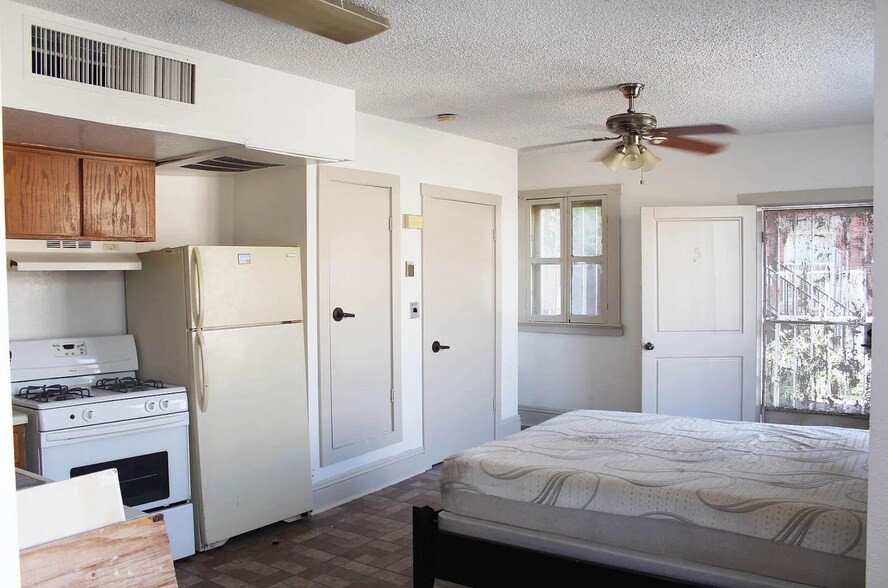 More Photos Of 515 W Missouri Ave, El Paso Multifamily For Sale