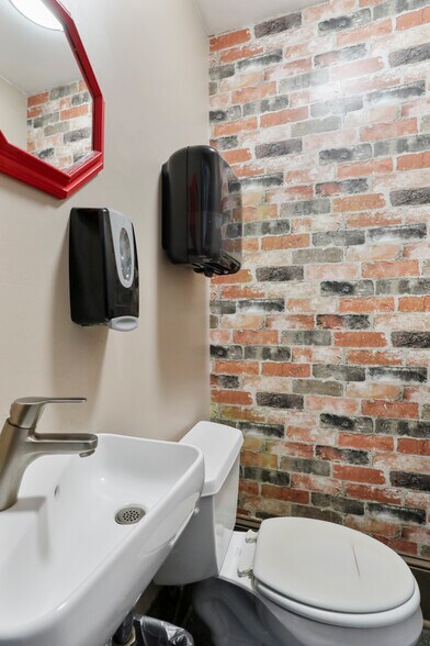 More Photos Of 100 W German St, Shepherdstown Storefront Retail Residential For Sale