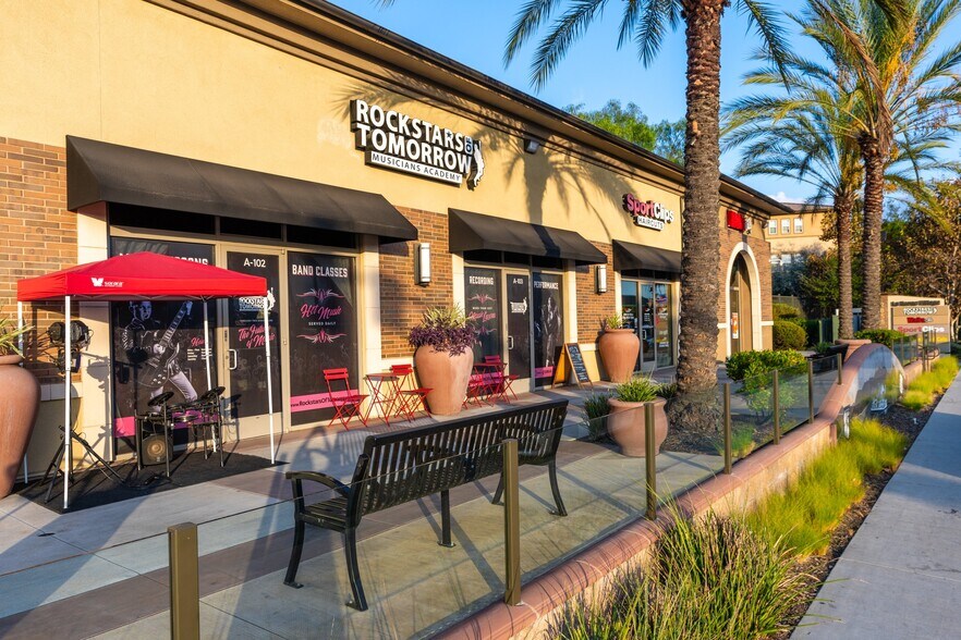 More Photos Of 2855 Foothill Blvd, La Verne Apartments For Lease