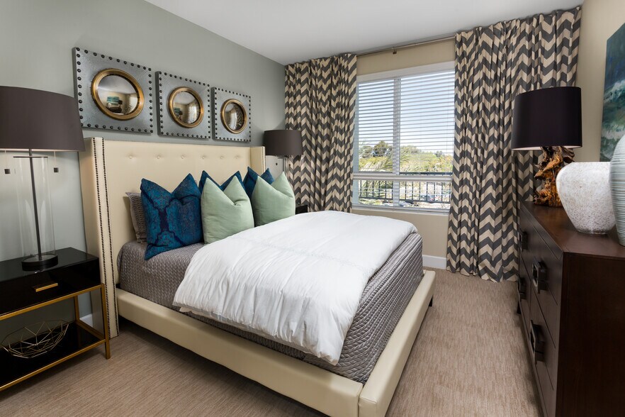 More Photos Of 7400 Center Ave, Huntington Beach Apartments For Lease
