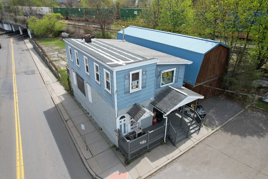 More Photos Of 19 Clinton St, Binghamton Storefront Retail Residential For Sale