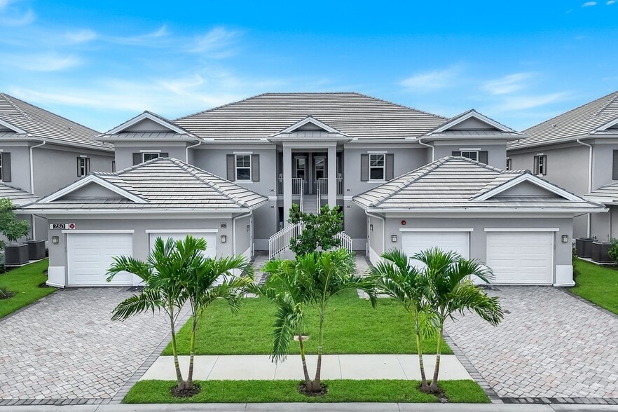 More Photos Of 280 Indies Dr E, Naples Apartments For Sale