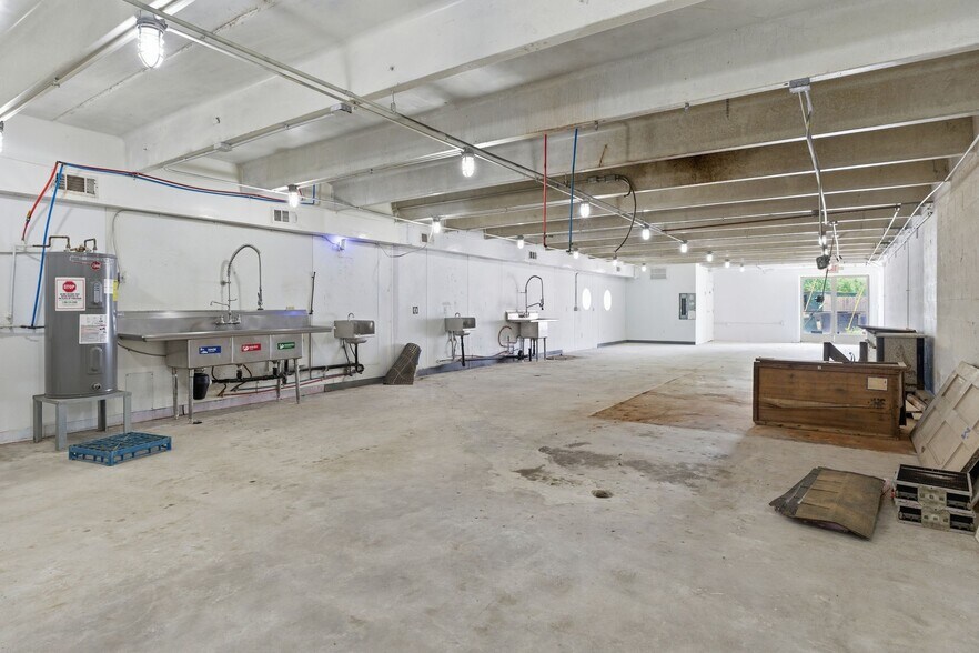 More Photos Of 1404-1406 McGavock Pike, Nashville General Retail For Lease