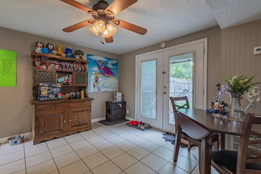 More Photos Of 4299 Sweden Dr, Hermitage Multifamily For Sale