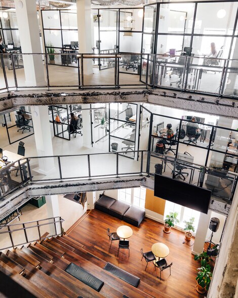 More Photos Of 300 SW 1st Ave, Fort Lauderdale Coworking Space