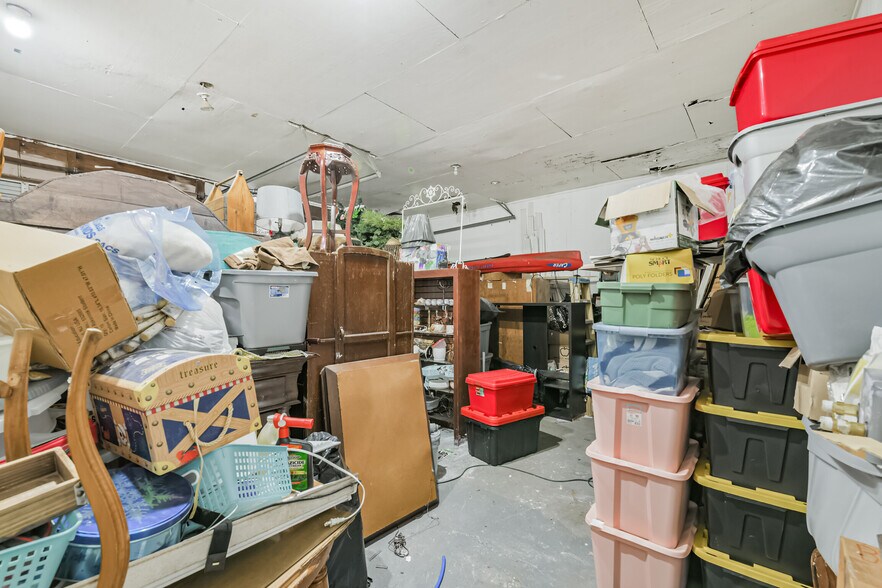 More Photos Of 6736 US Highway 59 S, Goodrich Freestanding For Sale