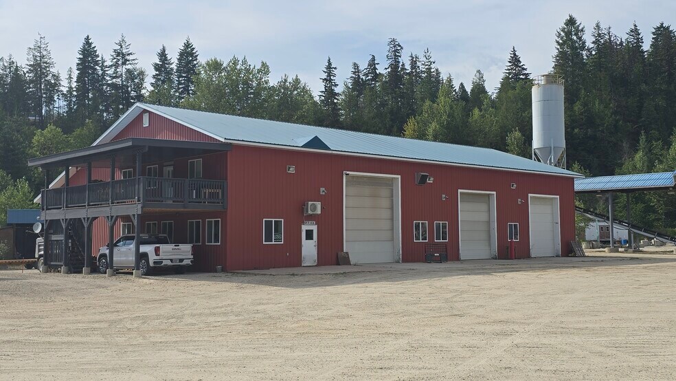 More Photos Of 1500 Hot Springs Rd, Nakusp Industrial For Sale