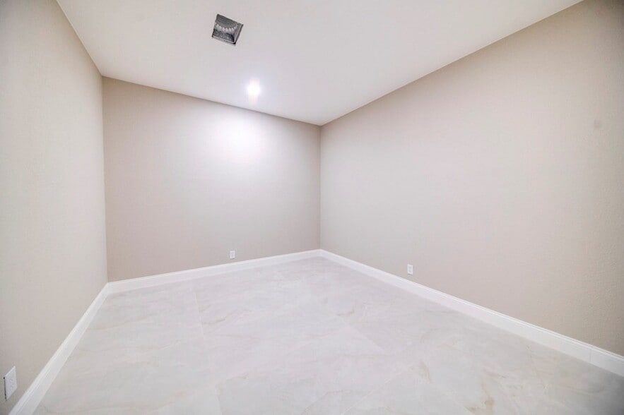 More Photos Of 14480 W I-20, Odessa Industrial For Sale