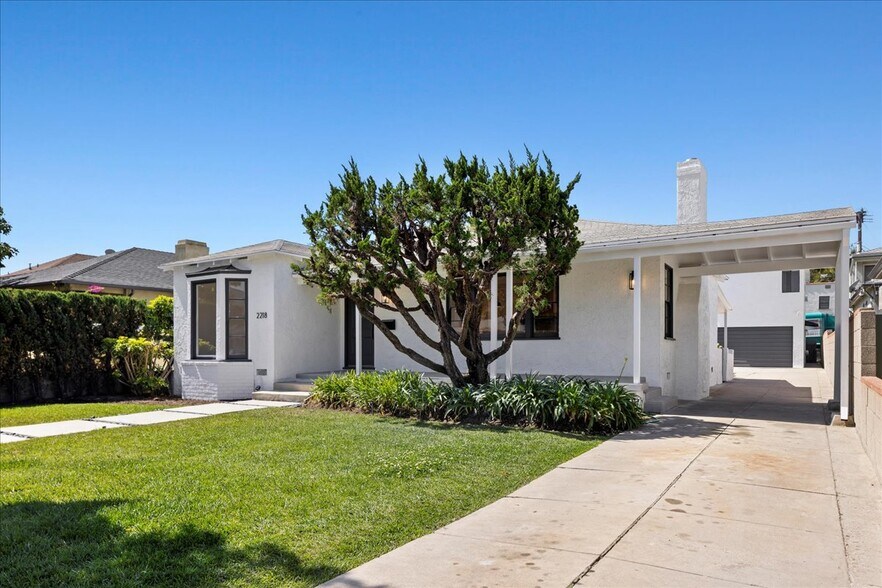 More Photos Of 2218 24th St, Santa Monica Apartments For Sale