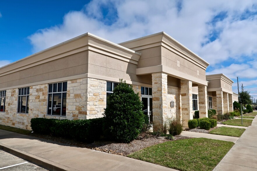 Primary Photo Of 440 Cobia Dr, Katy Medical For Lease