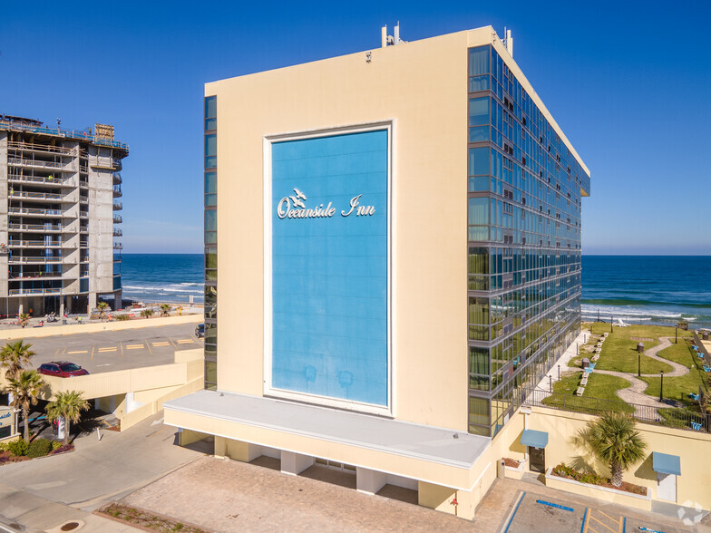 Primary Photo Of 1909 S Atlantic Ave, Daytona Beach Hotel For Sale