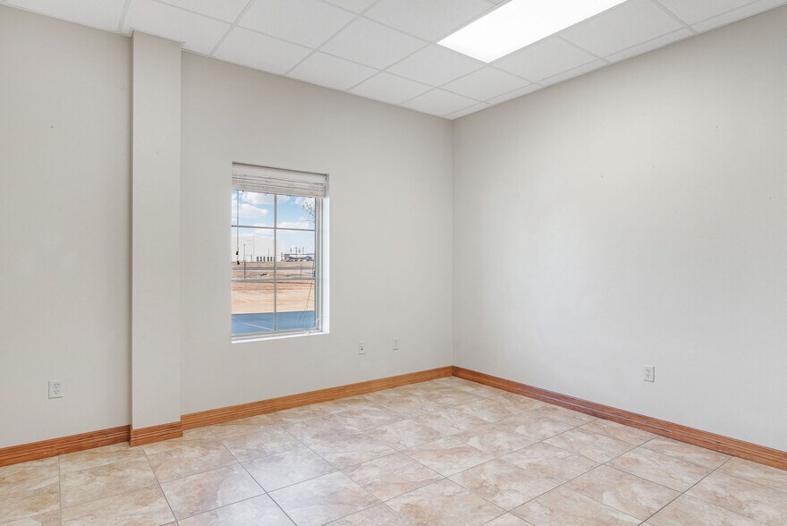 More Photos Of 2753 SH 322 Hwy, Longview Office Residential For Sale