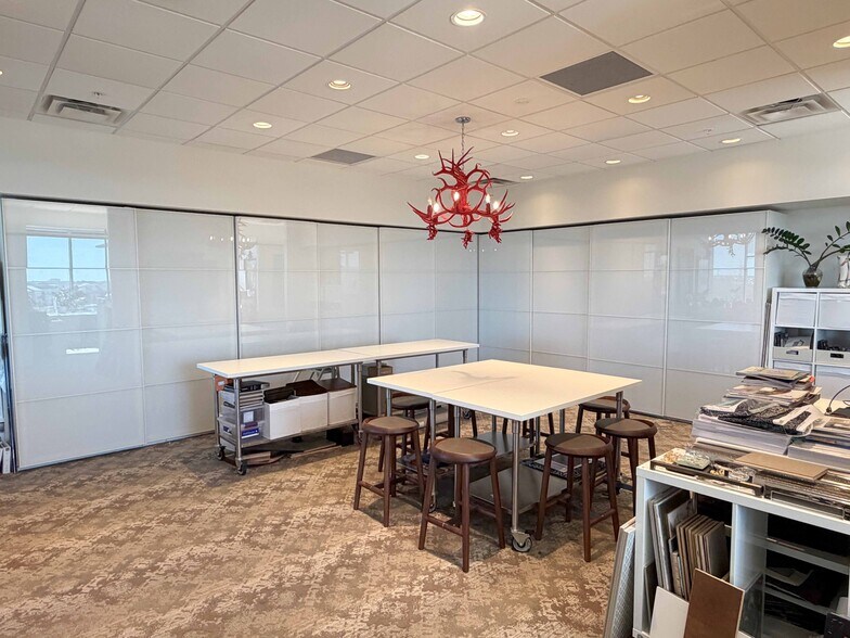 More Photos Of 4901 Vineland Rd, Orlando Office For Lease