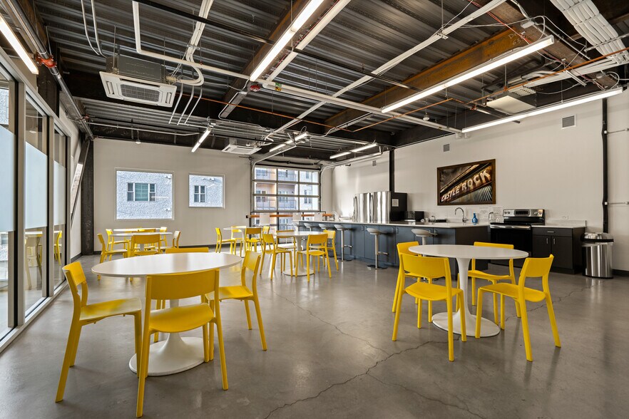 More Photos Of 202 6th St, Castle Rock Office For Lease