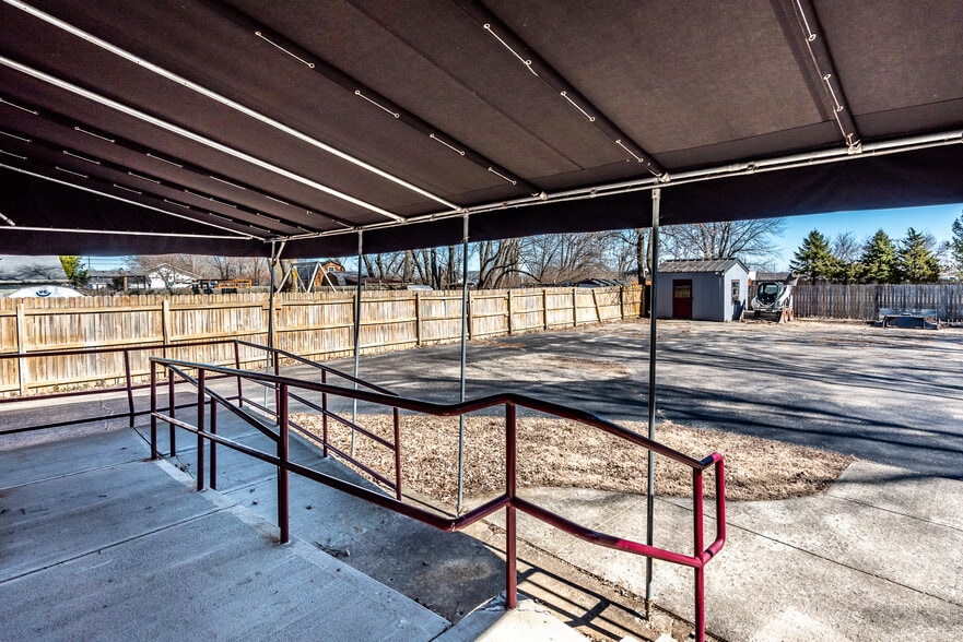 More Photos Of 3386 N State Route 123, Lebanon Office For Sale