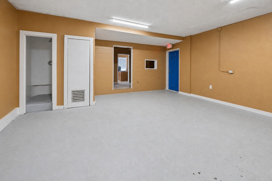 More Photos Of 1320 N Temple Ave, Starke Office For Sale