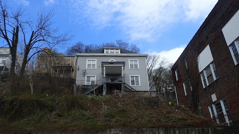 More Photos Of 75 S Main St, Phillipsburg Office For Lease