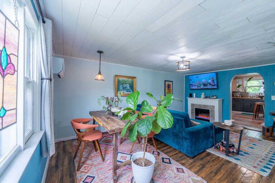 More Photos Of 1101 S Rogers St, Bloomington Multifamily For Sale