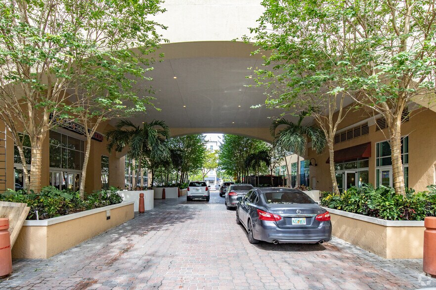 More Photos Of 9059 SW 73rd Ct, Miami Apartments For Lease